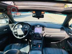 کرایسلەر 300